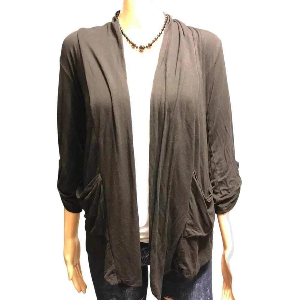 H.I.P women cardigan size S Pockets
